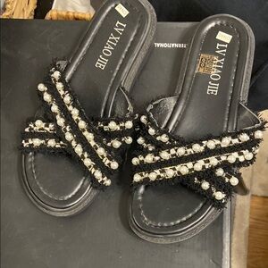 Final price accepted 💎 Black sandals with white pearls